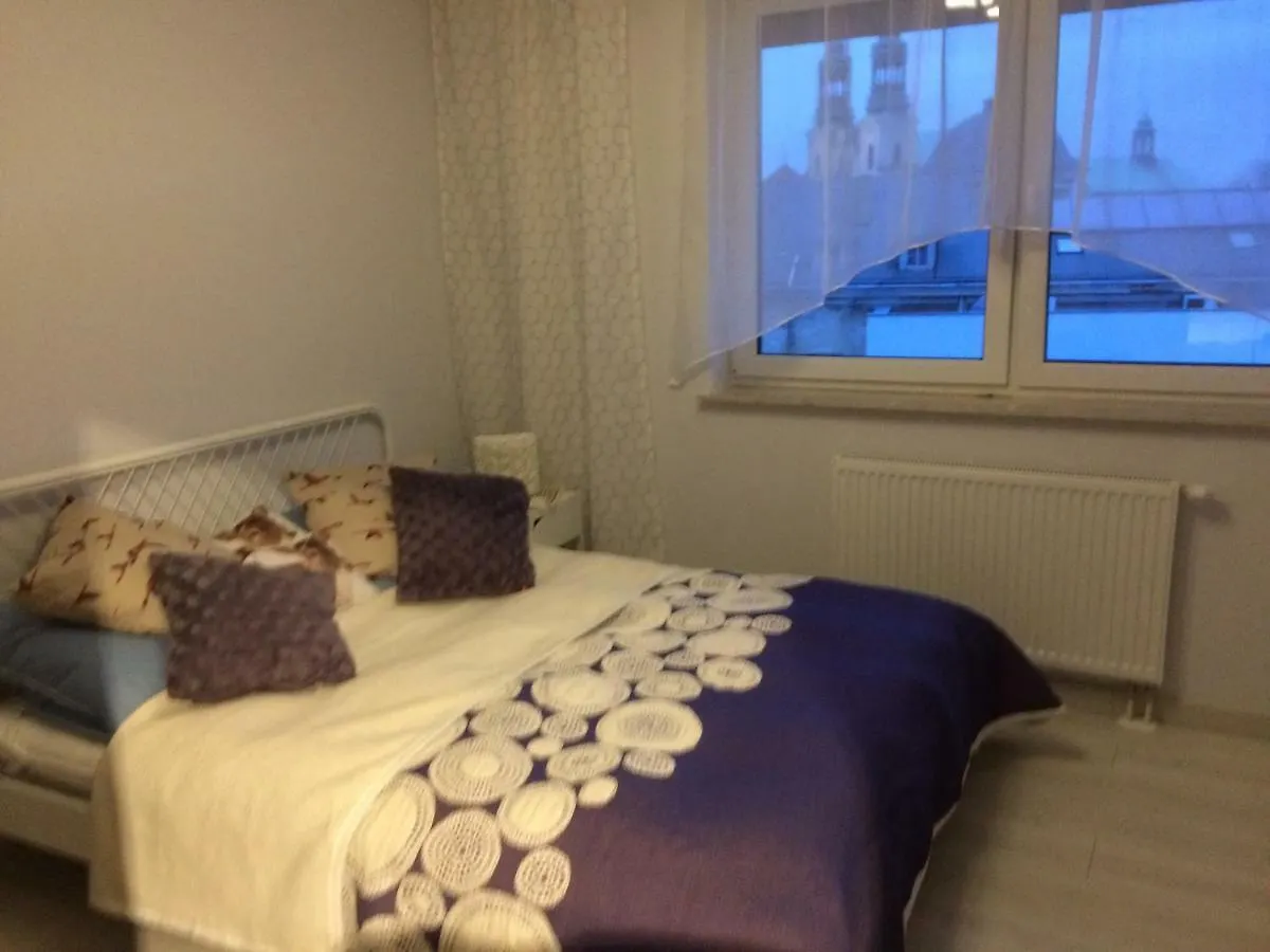 포즈난 Apartament Strzelecka-Lamp 아파트