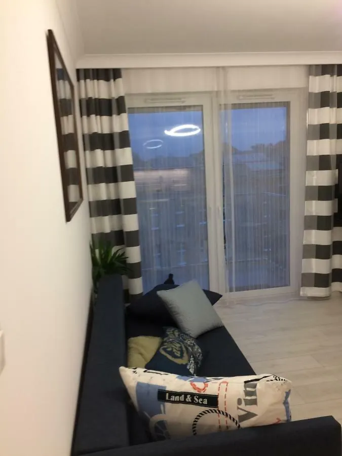 apartament strzelecka-lamp Apartament Poznań 0*,  Polska